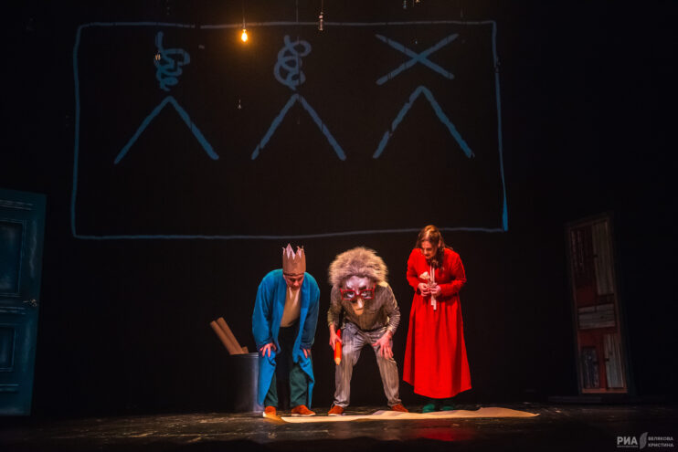 Уже не Маленький принц: В Тверском ТЮЗе герой отправился на поиски своего внутреннего ребенка