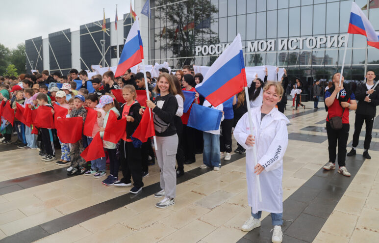 Жителей и гостей Твери приглашают отметить День России в историческом парке «Россия – Моя история» Жителей и гостей Твери приглашают отметить День России в историческом парке «Россия – Моя история»