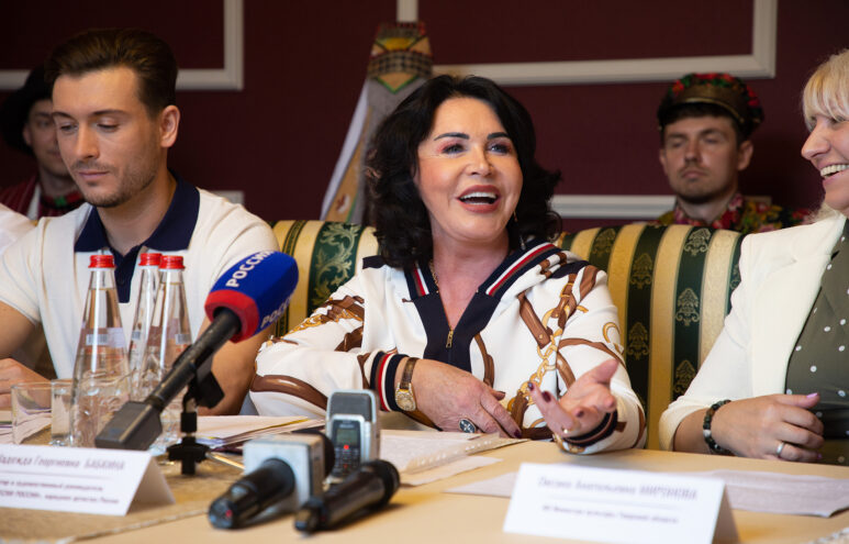 Надежда Бабкина провела в Твери пресс-конференцию, посвящённую открытию в Верхневолжье Всероссийского фестиваля-марафона «Песни России»