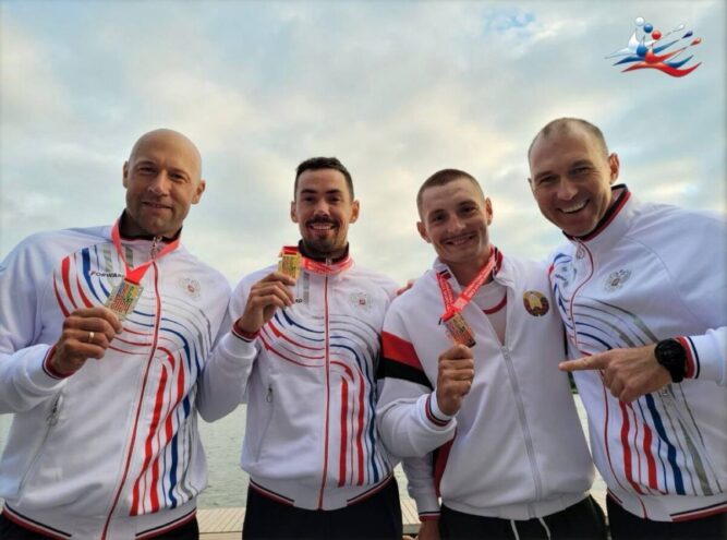 Губернатор Игорь Руденя поздравил Илью Первухина с победой в гребле на каноэ на играх БРИКС Губернатор Игорь Руденя поздравил Илью Первухина с победой в гребле на каноэ на играх БРИКС