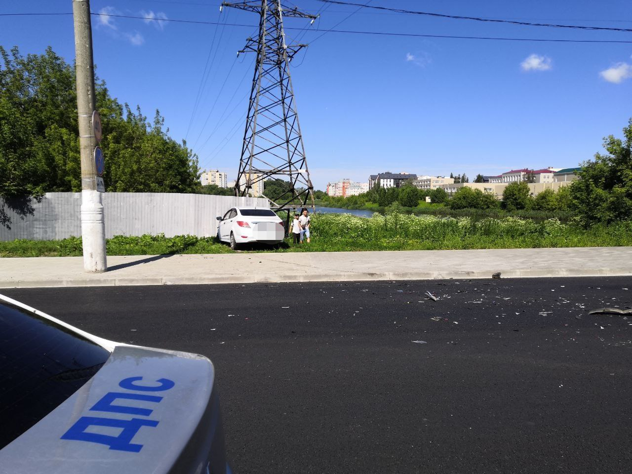 В Твери водитель иномарки заснул за рулём и врезался в «Ладу»
