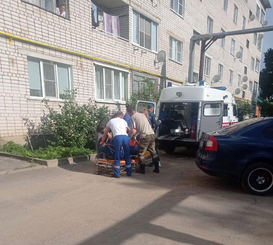 В Тверской области ребёнок выпал из окна 5-го этажа В Тверской области ребёнок выпал из окна 5-го этажа