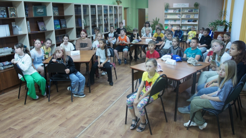 Нелидовские гимназисты посетили мероприятие в местной библиотеке Нелидовские гимназисты посетили мероприятие в местной библиотеке