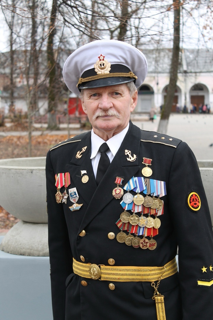 Николай Нилов: Служба по контракту – это добровольное служение Родине Николай Нилов: Служба по контракту – это добровольное служение Родине