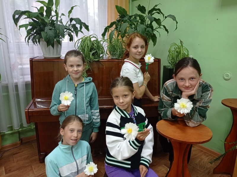 Нелидовские мастерицы создали символ Дня семьи, любви и верности