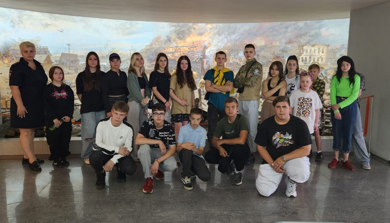 Полицейские организовали юным жителям Ржева экскурсию в музей