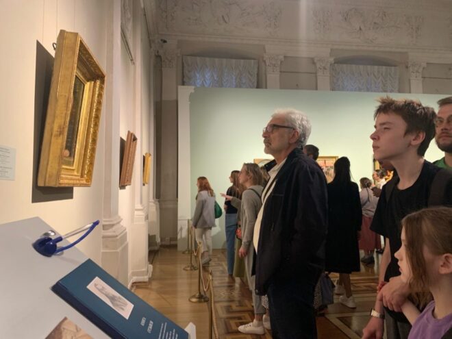 В Эрмитаже открылась выставка, посвящённая уроженцу Торопца Андрею Митрохину В Эрмитаже открылась выставка, посвящённая уроженцу Торопца Андрею Митрохину