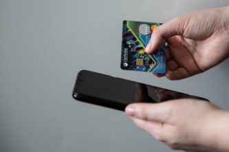 Жительницы Тверской области попались на крючок телефонных мошенников Жительницы Тверской области попались на крючок телефонных мошенников