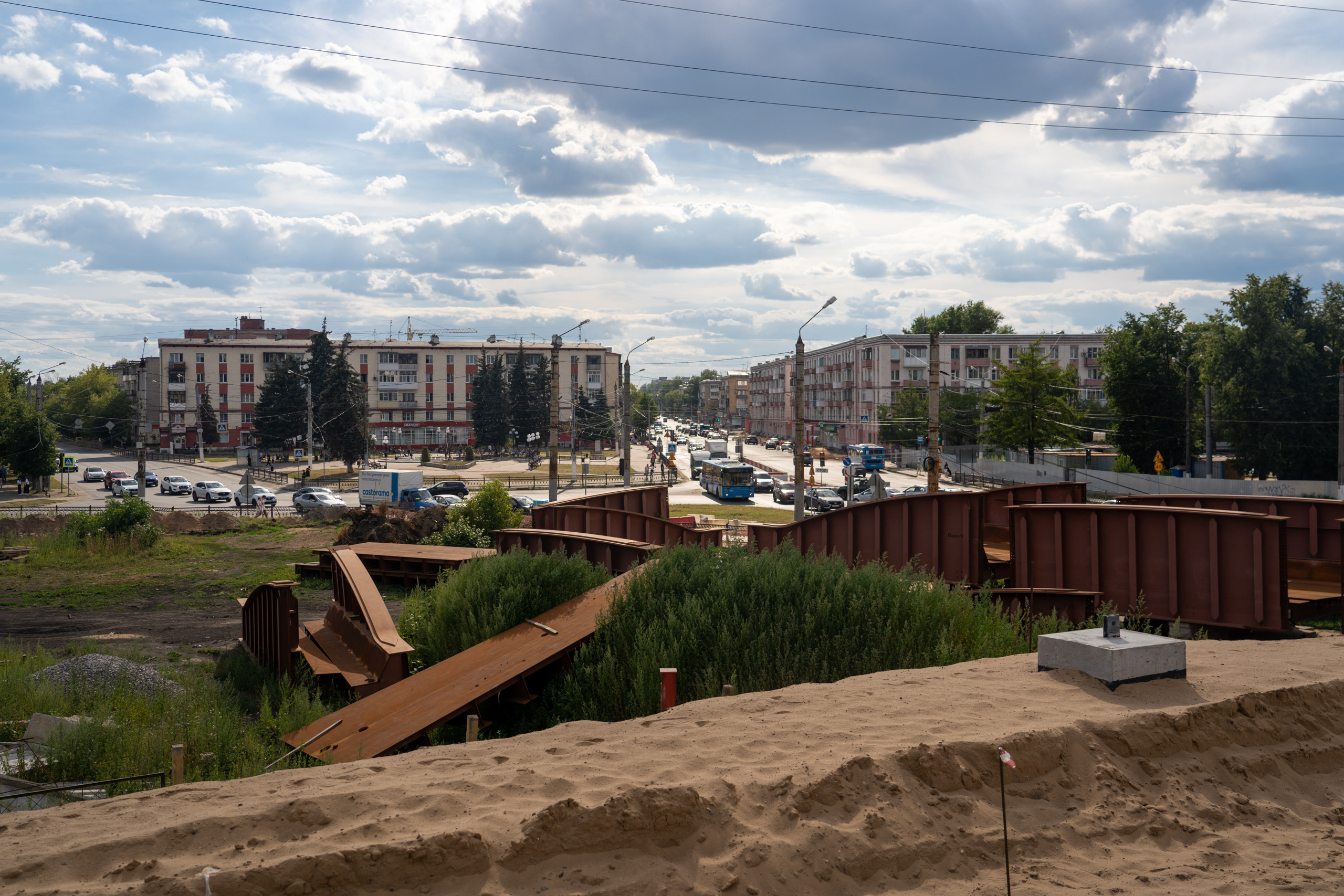 От Западного моста до реконструкции земского училища: Фоторепортаж крупных Тверских строек От Западного моста до реконструкции земского училища: Фоторепортаж крупных Тверских строек