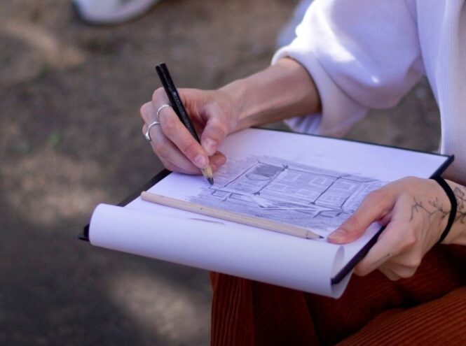 Жителей Твери приглашают на мастер-класс «Городские зарисовки» Жителей Твери приглашают на мастер-класс «Городские зарисовки»