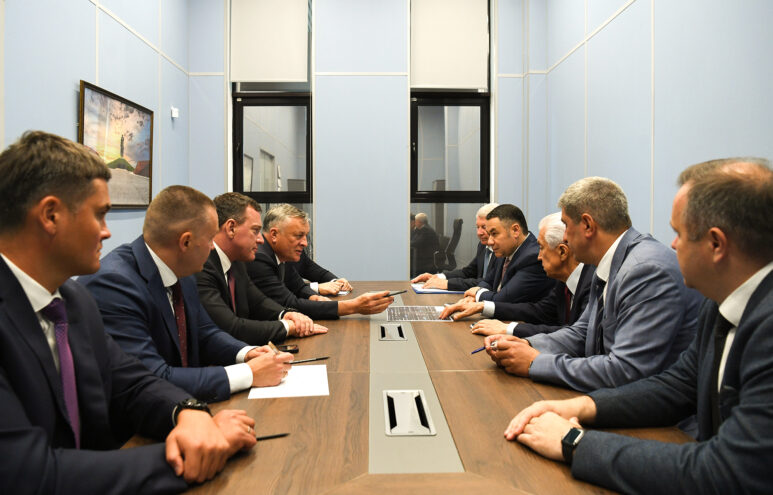 Игорь Руденя и Сергей Густов провели совещание по газификации Тверской области