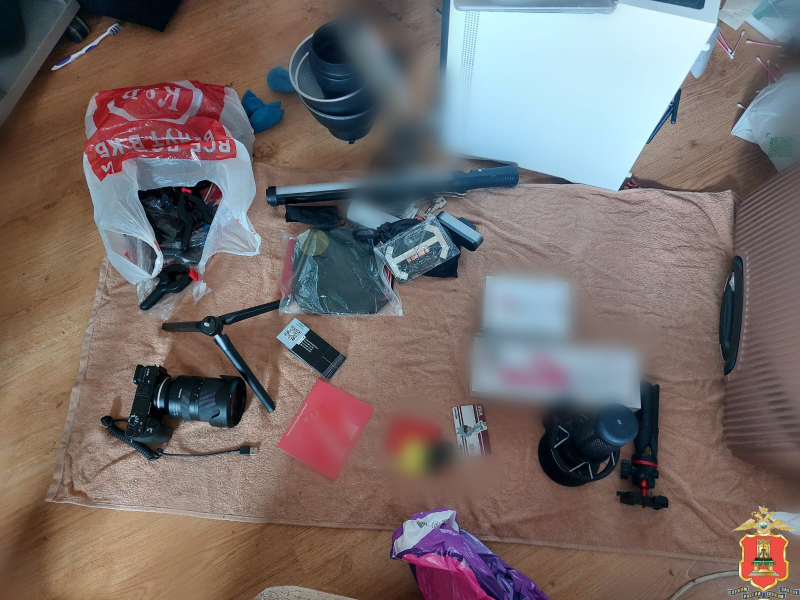 В Твери правоохранители прикрыли студию, где круглосуточно снимали порнографию
