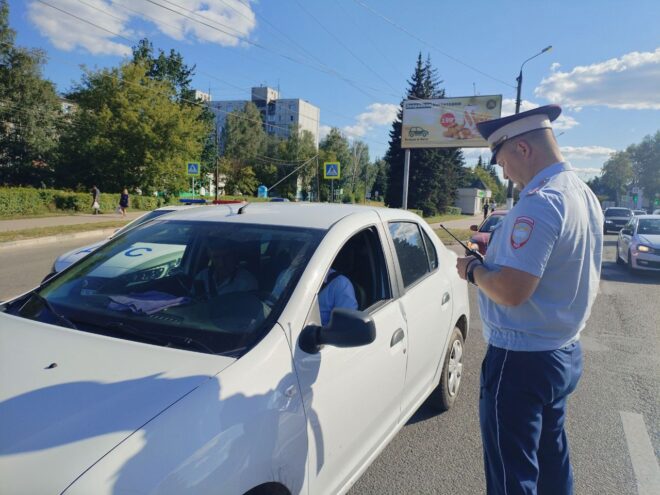 В Твери инспекторы наказали любителей гонять по встречке В Твери инспекторы наказали любителей гонять по встречке