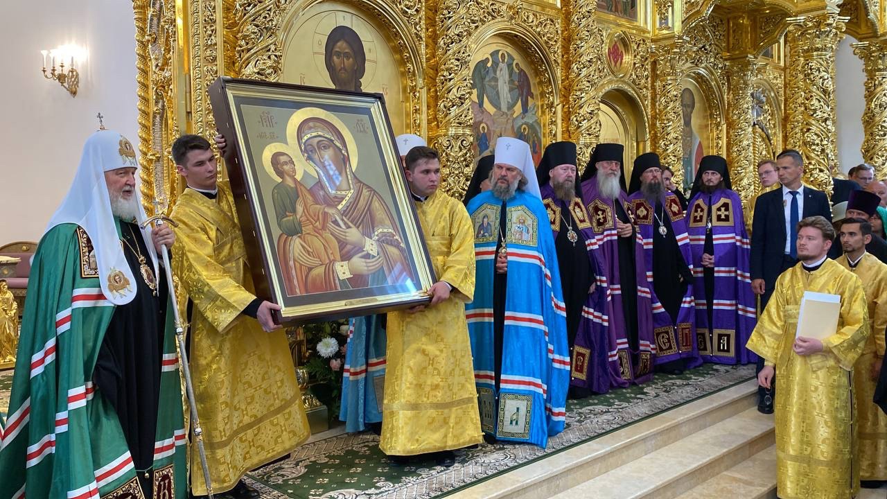 Эксклюзив от РИА Верхневолжье: Что осталось за кадром во время освящения Спасо-Преображенского собора Эксклюзив от РИА Верхневолжье: Что осталось за кадром во время освящения Спасо-Преображенского собора