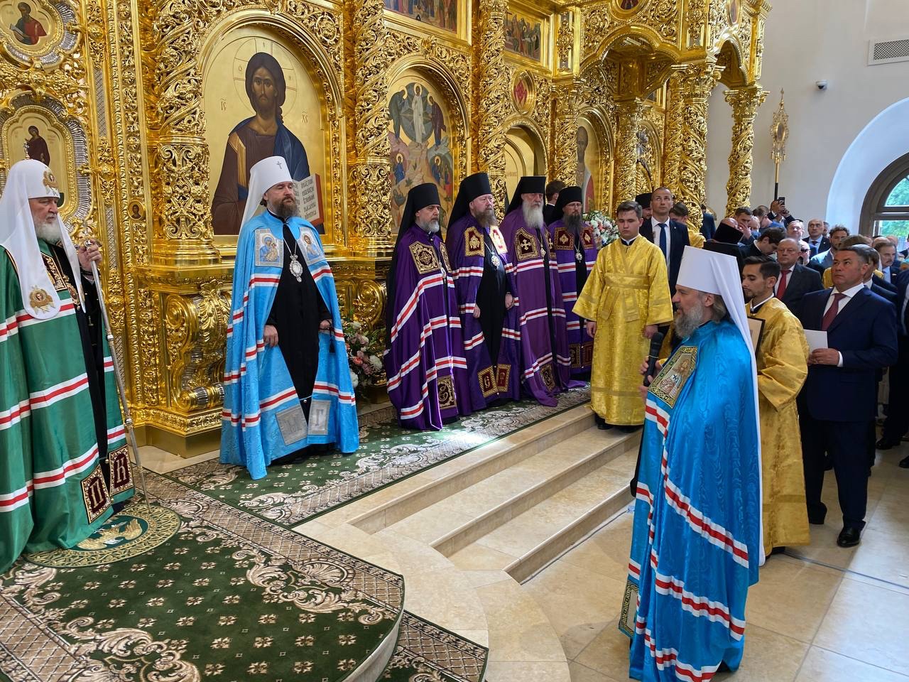 Эксклюзив от РИА Верхневолжье: Что осталось за кадром во время освящения Спасо-Преображенского собора Эксклюзив от РИА Верхневолжье: Что осталось за кадром во время освящения Спасо-Преображенского собора