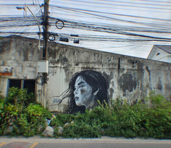 Картина тверской художницы Кати ХБ появилась на здании в Таиланде Картина тверской художницы Кати ХБ появилась на здании в Таиланде