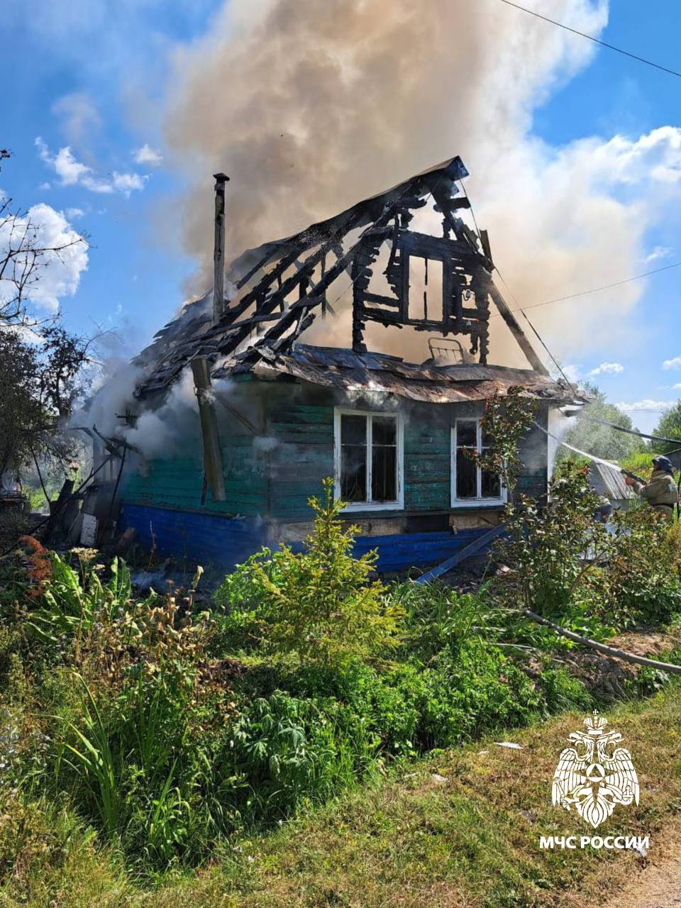 В Бежецке сгорел дачный дом