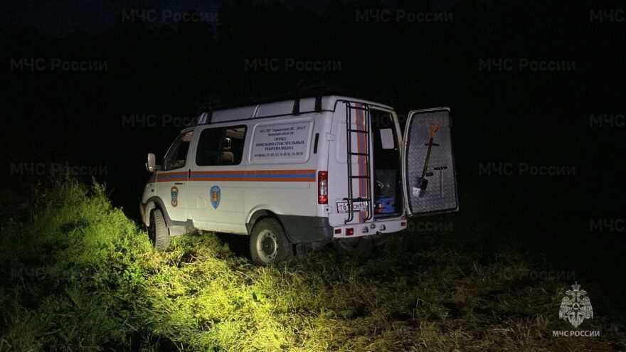 В Тверской области водолазы достали из воды тело утонувшего мужчины