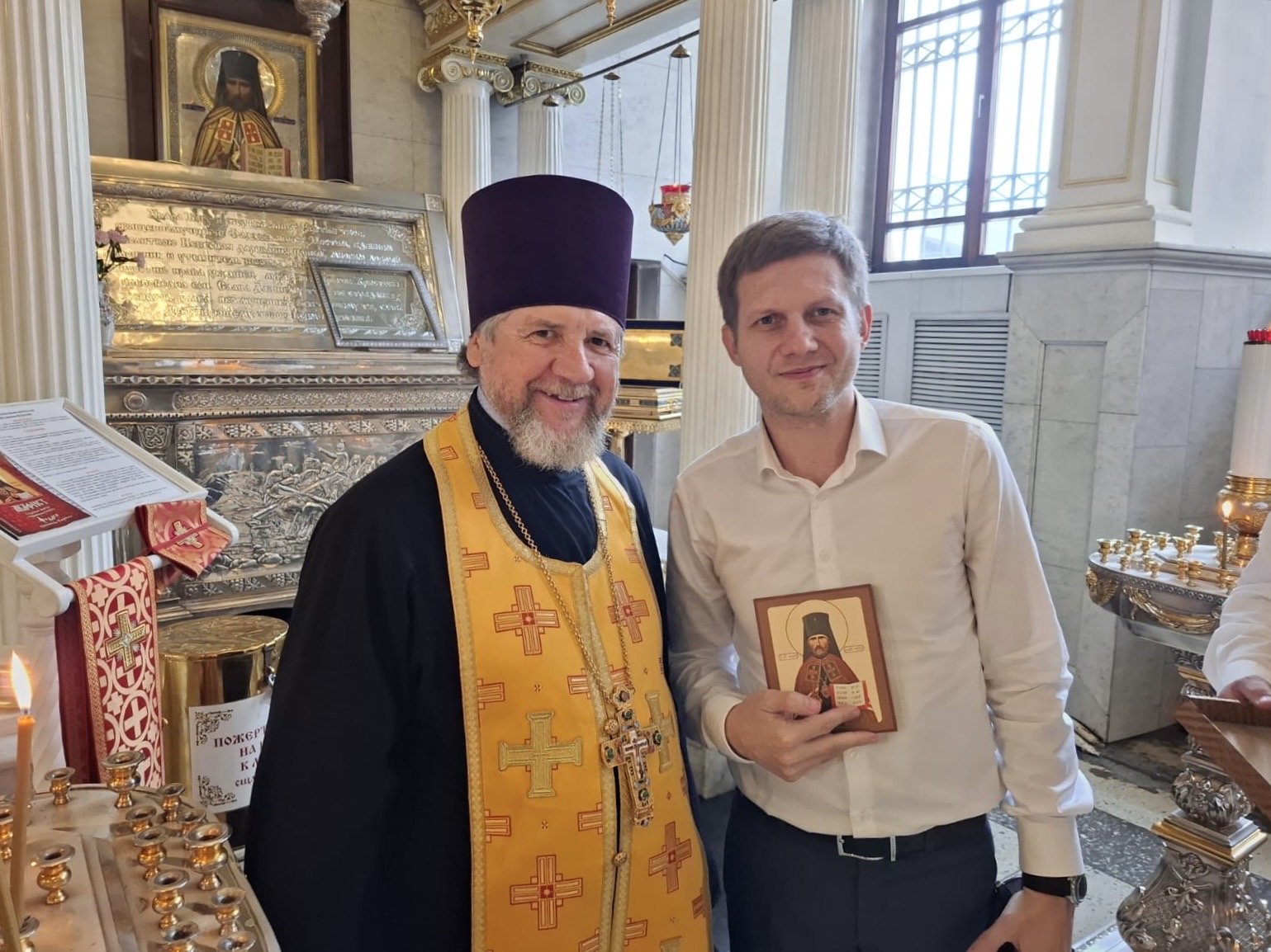 Известный телеведущий Борис Корчевников посетил храм в Твери Известный телеведущий Борис Корчевников посетил храм в Твери
