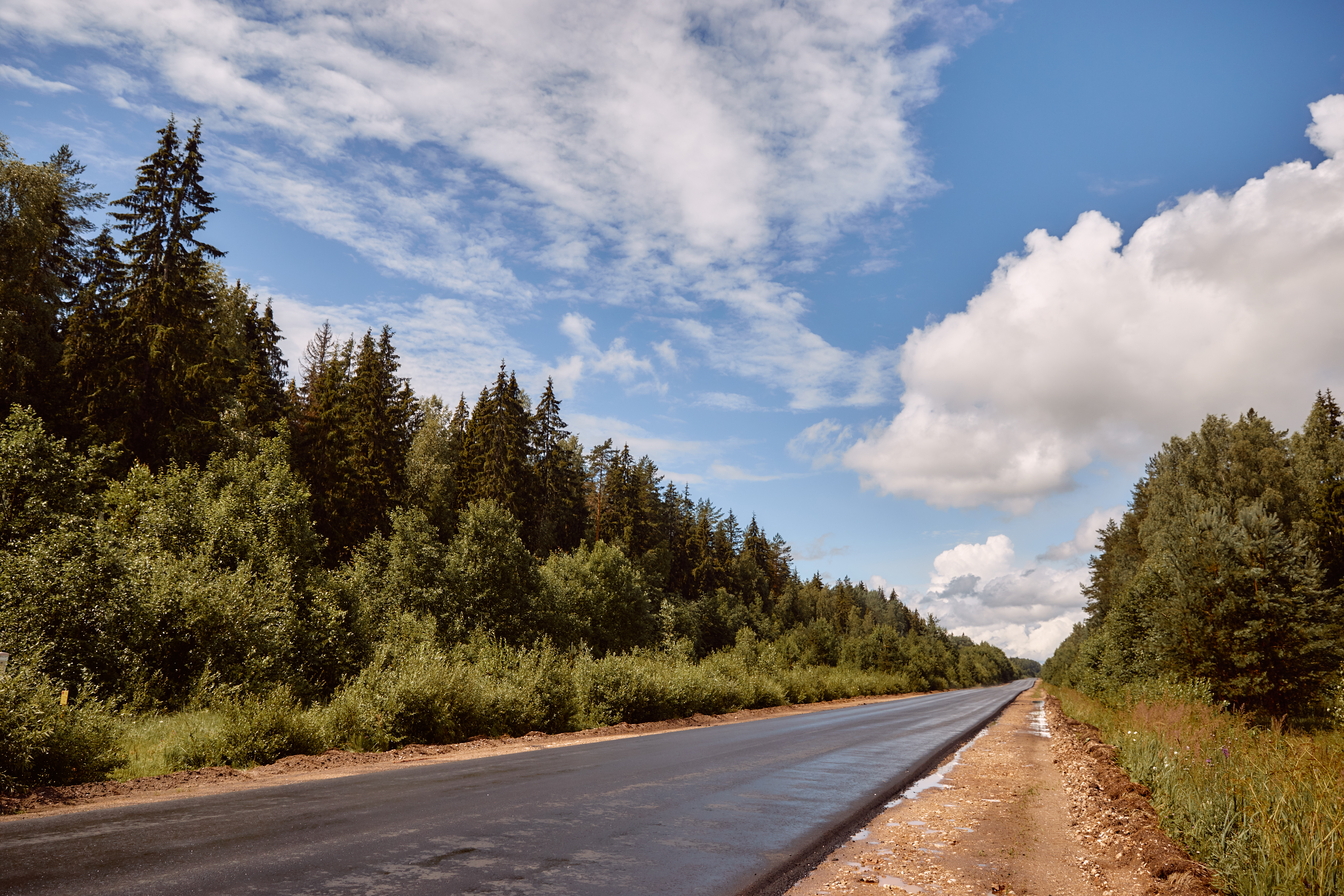 За прошедший год в Тверской области отремонтировали 597 километров дорог