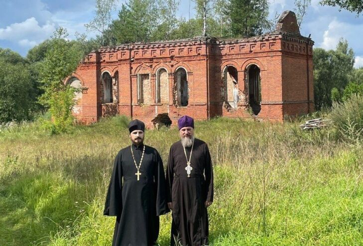 В Конаковском округе возрождают порушенные святыни В Конаковском округе возрождают порушенные святыни