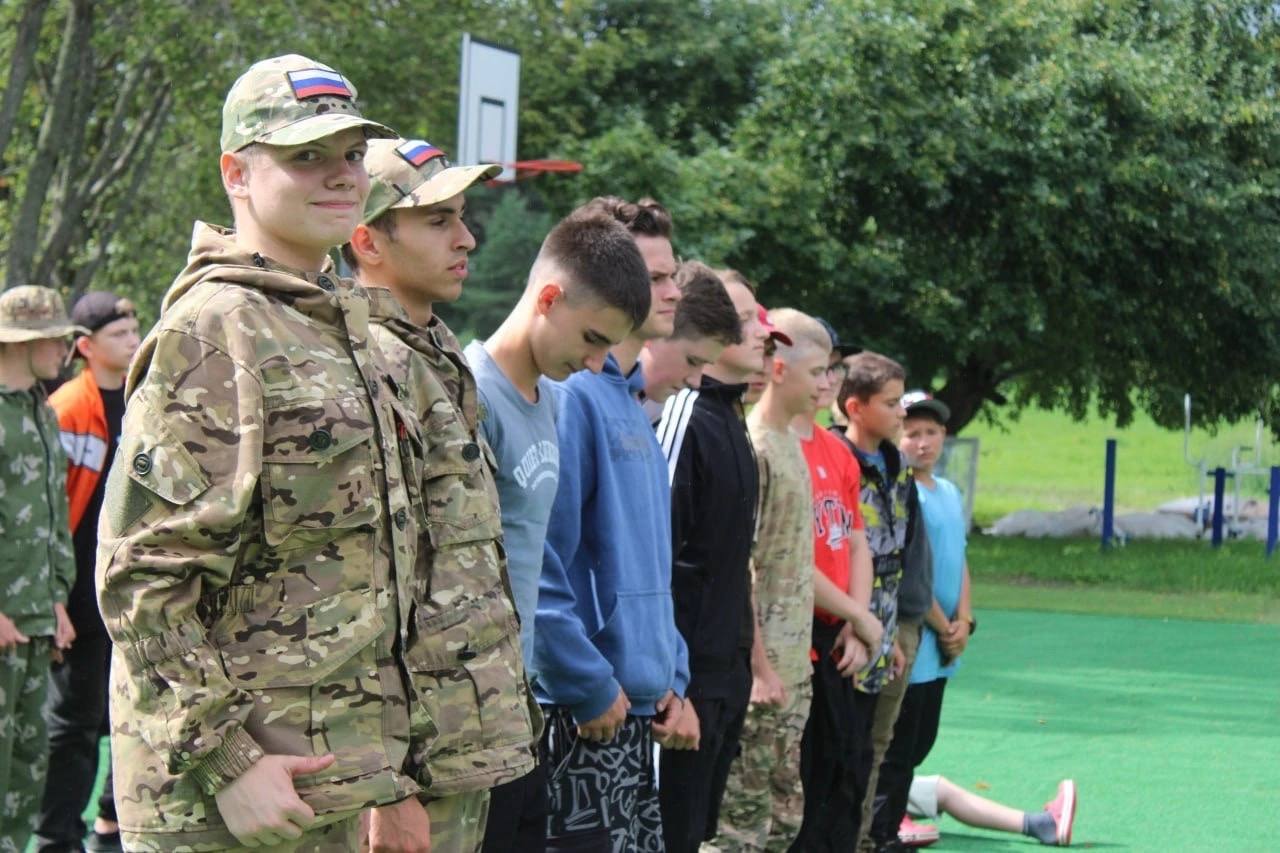В Осташкове проходит межрегиональный военно-патриотический слёт для молодёжи