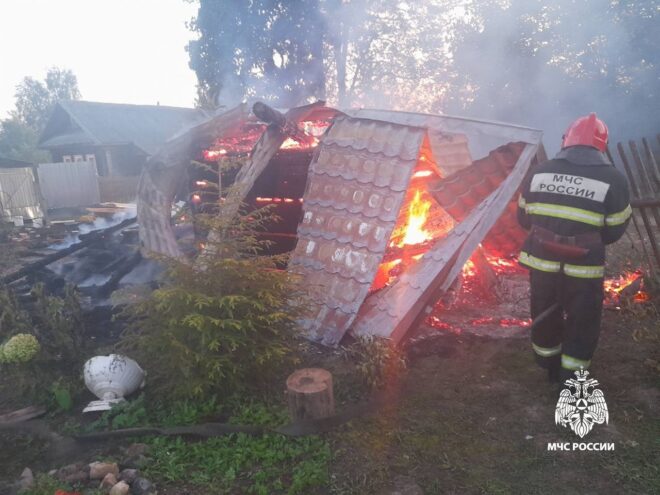 В Тверской области сгорела баня