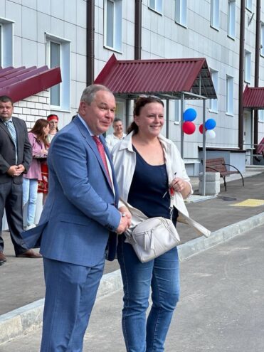 В городе Нелидово 48 семьям передали ключи от новых квартир В городе Нелидово 48 семьям передали ключи от новых квартир