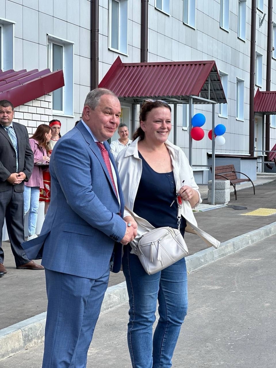 В городе Нелидово 48 семьям передали ключи от новых квартир В городе Нелидово 48 семьям передали ключи от новых квартир