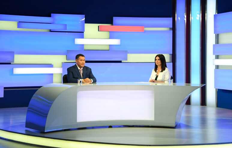 Игорь Руденя в прямом эфире расскажет о подготовке к учебному году, ремонте дорог и гумгрузе Игорь Руденя в прямом эфире расскажет о подготовке к учебному году, ремонте дорог и гумгрузе