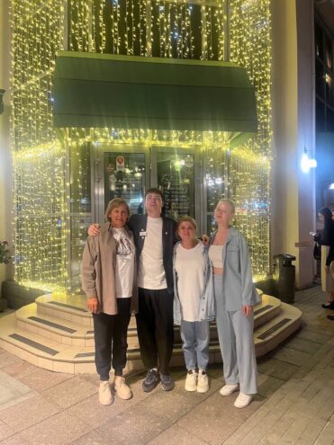 В Твери заметили Тамару из "Папиных дочек" В Твери заметили Тамару из "Папиных дочек"