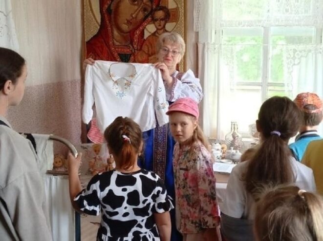 В Андреапольском муниципальном округе детей познакомили с народными изюминками