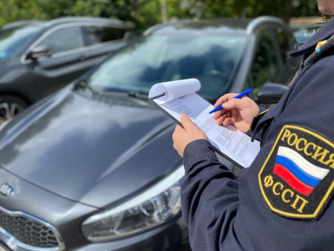 Житель Тверской области погасил большой долг из-за страха потерять иномарку Житель Тверской области погасил большой долг из-за страха потерять иномарку