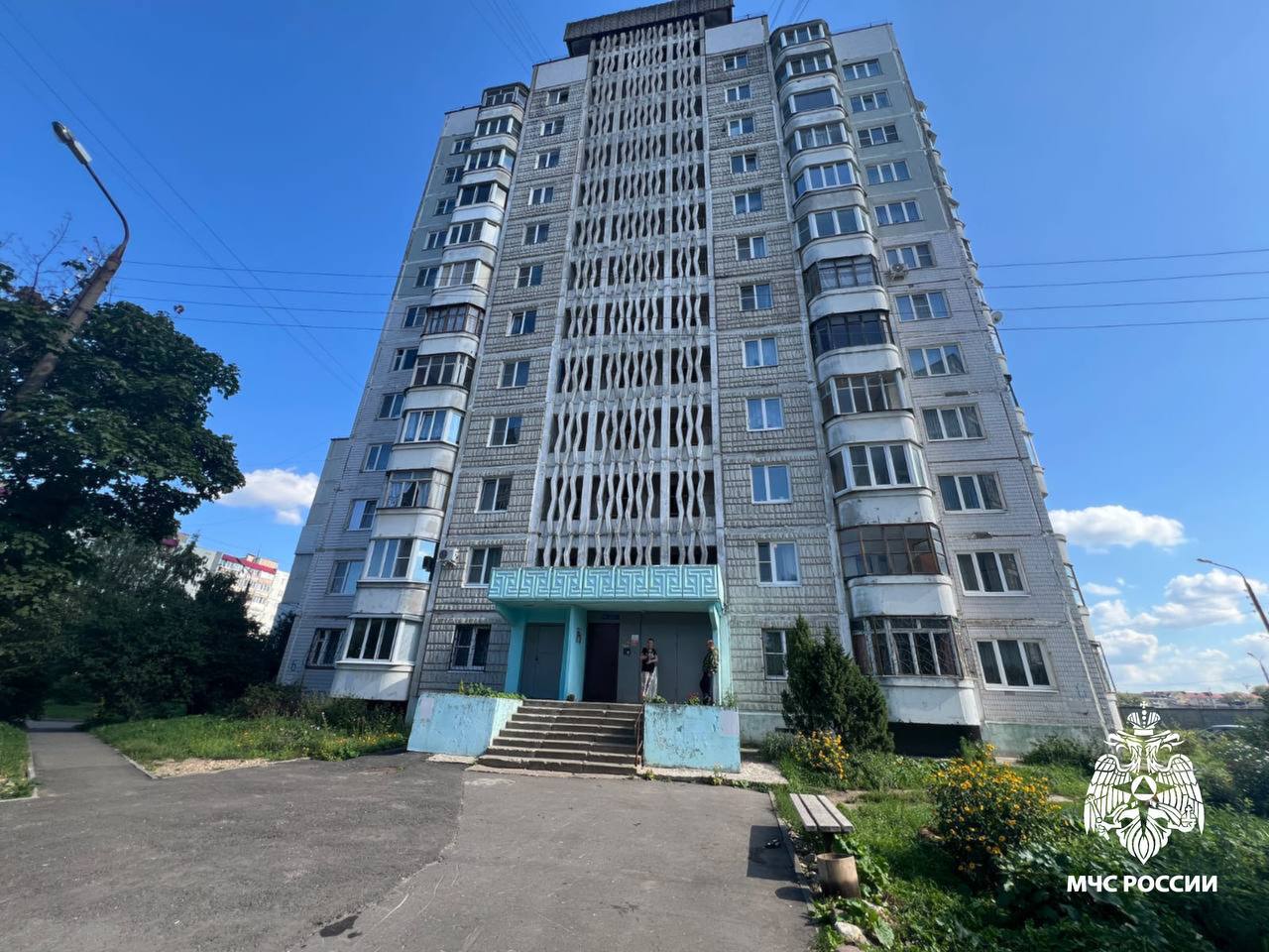 4-летний мальчик выпал из окна в Твери 4-летний мальчик выпал из окна в Твери