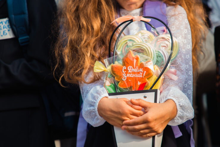 Больше 50 тысяч рублей уйдёт на подготовку детей к школе в этом году Больше 50 тысяч рублей уйдёт на подготовку детей к школе в этом году