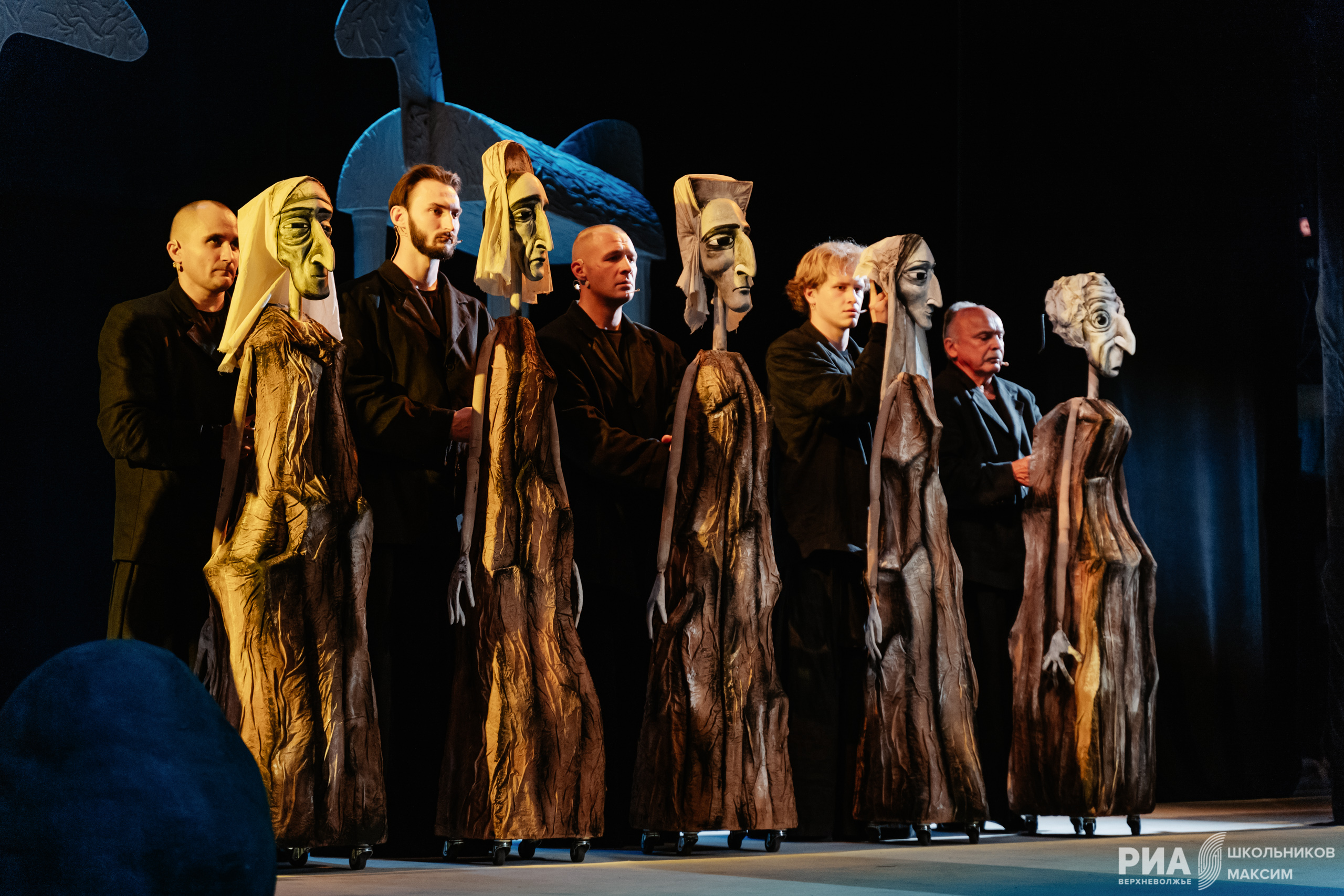 Дом Бернарды Альбы: Безумный эксперимент Тверского театра кукол