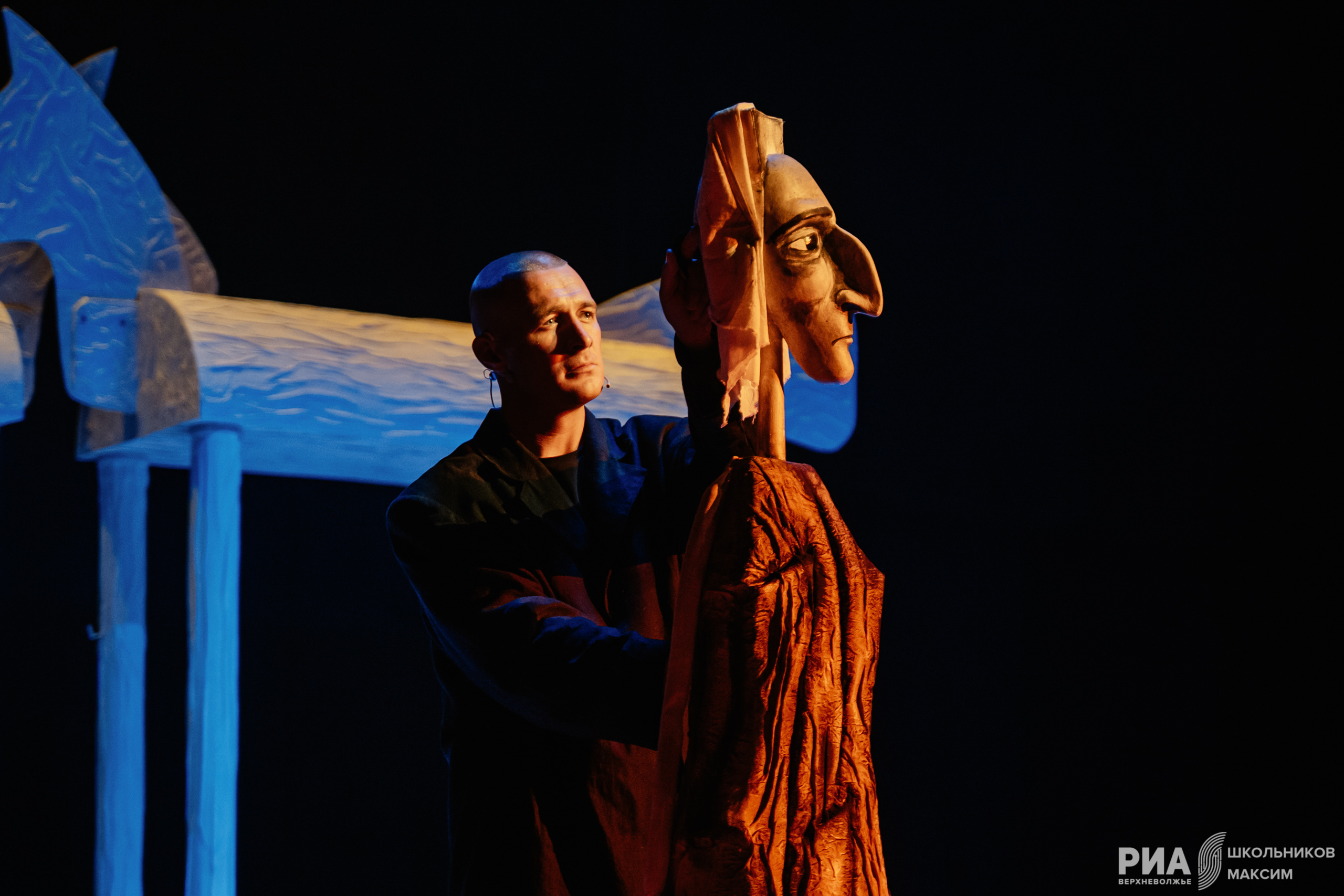 Дом Бернарды Альбы: Безумный эксперимент Тверского театра кукол