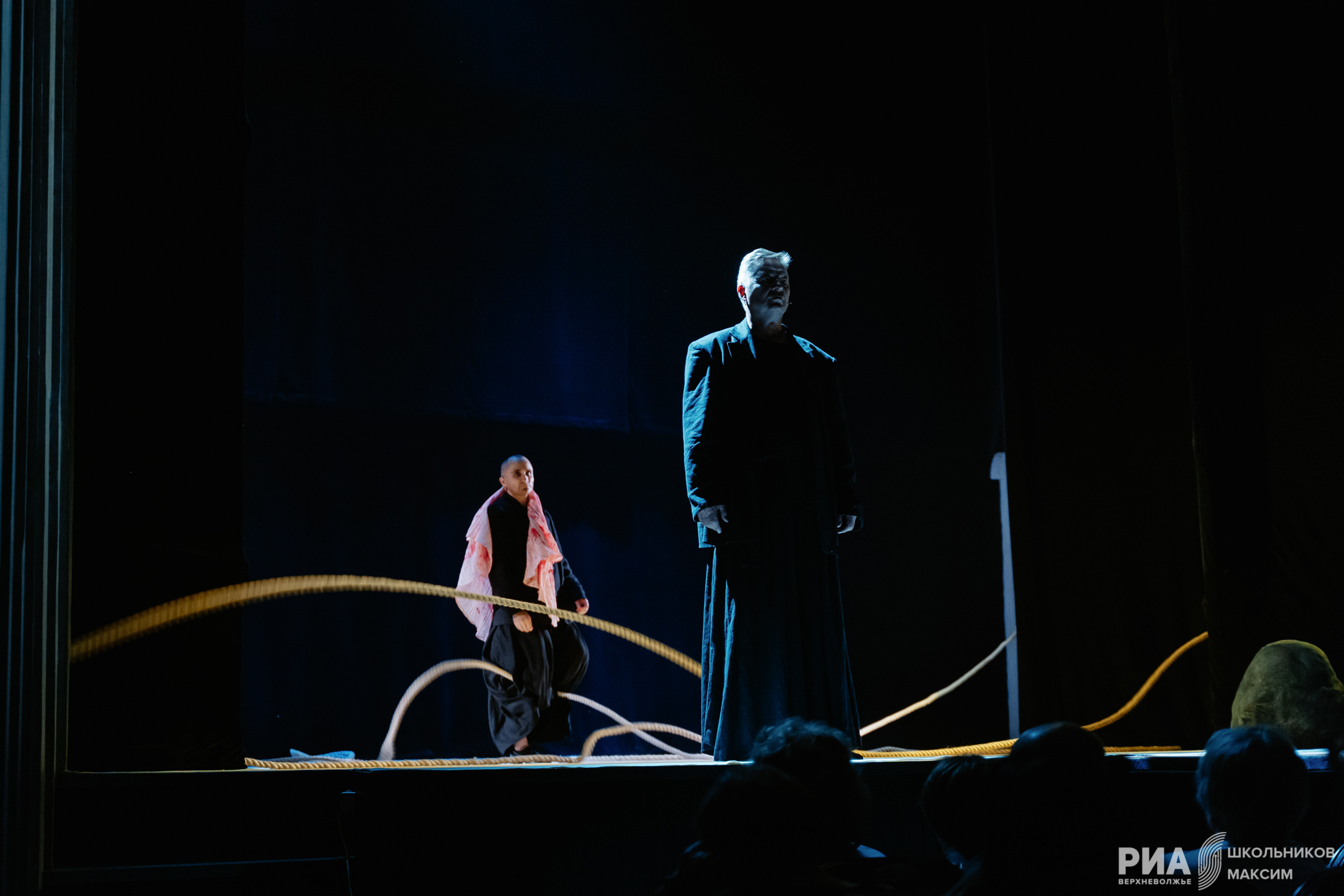 Дом Бернарды Альбы: Безумный эксперимент Тверского театра кукол