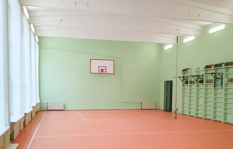 В школе в Тверской области отремонтирован спортивный зал по поручению губернатора Игоря Рудени 