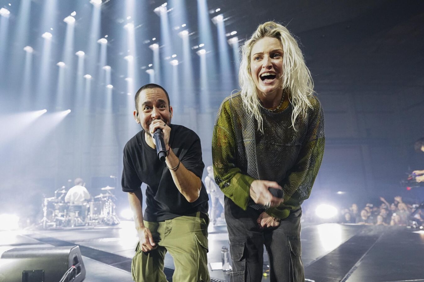 Звездные разборки: Новый состав группы Linkin Park, куда пропал новый альбом "Касты" и за что осудили Джастина Тимберлейка Звездные разборки: Новый состав группы Linkin Park, куда пропал новый альбом "Касты" и за что осудили Джастина Тимберлейка