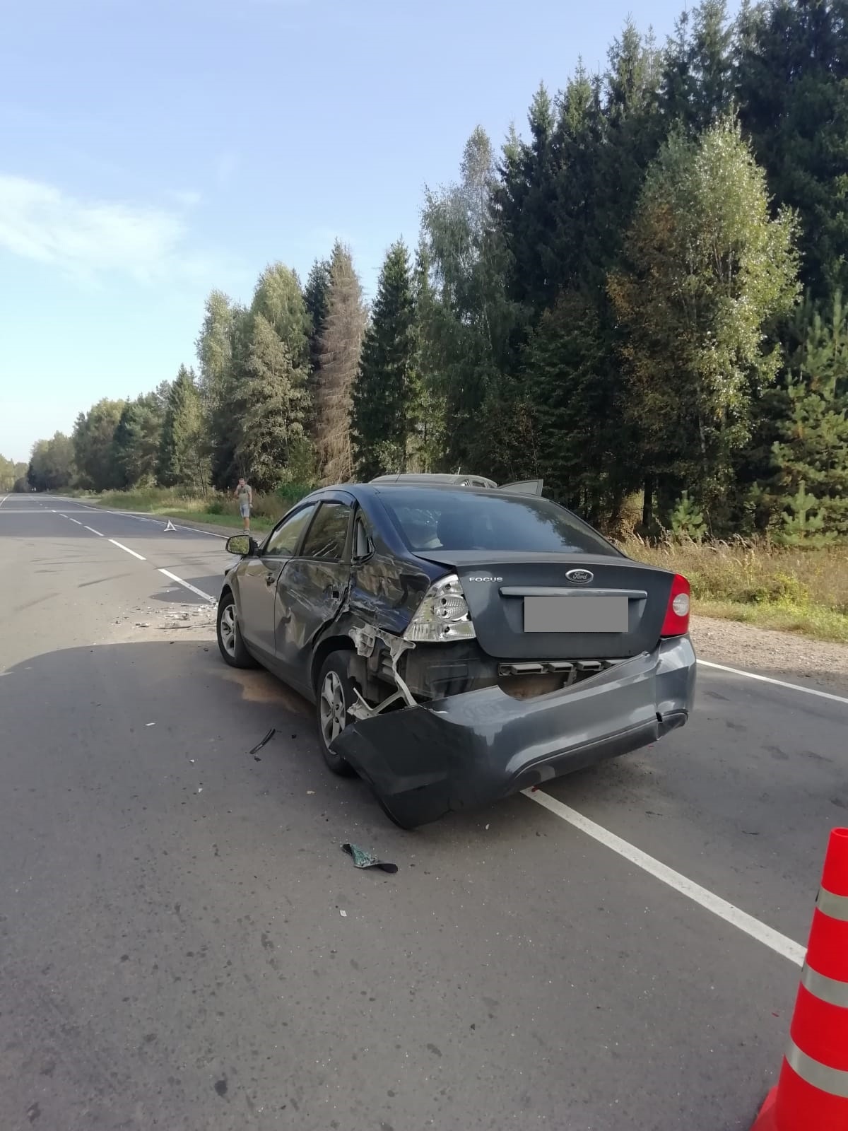 В Тверской области водитель «Тойоты» устроил ДТП, пытаясь обогнать фуру