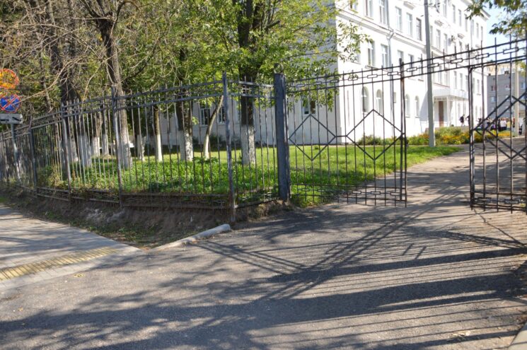 В Твери отремонтировали дороги у школ и детских садов В Твери отремонтировали дороги у школ и детских садов