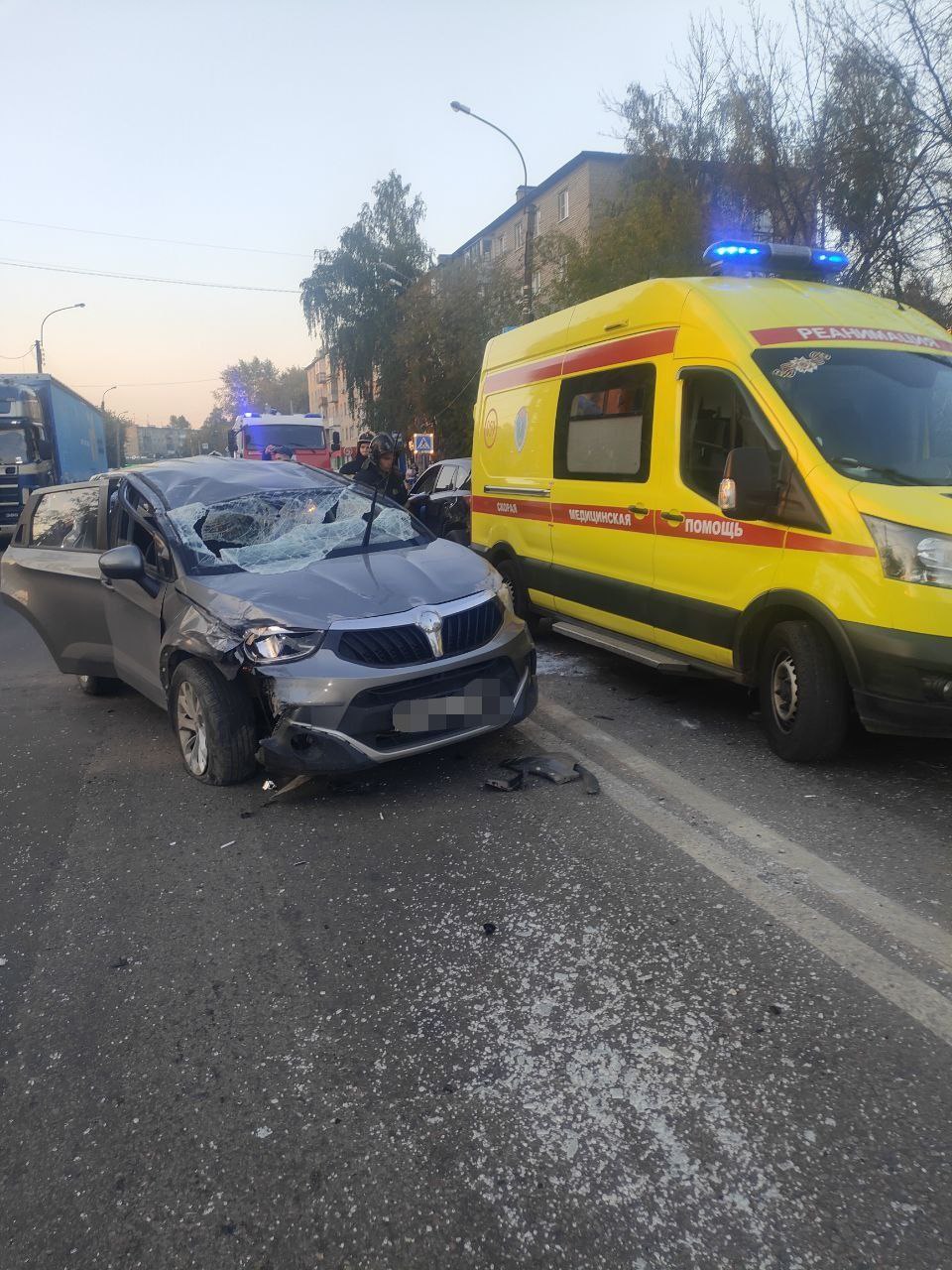 В Твери произошло массовое ДТП с четырьмя пострадавшими В Твери произошло массовое ДТП с четырьмя пострадавшими