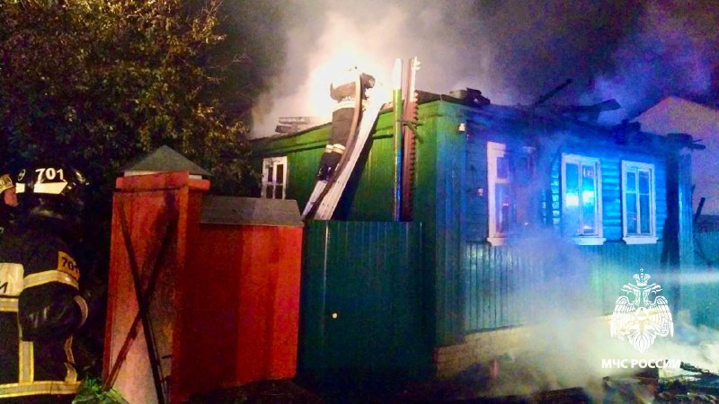 Ночью в Твери произошёл пожар в жилом доме