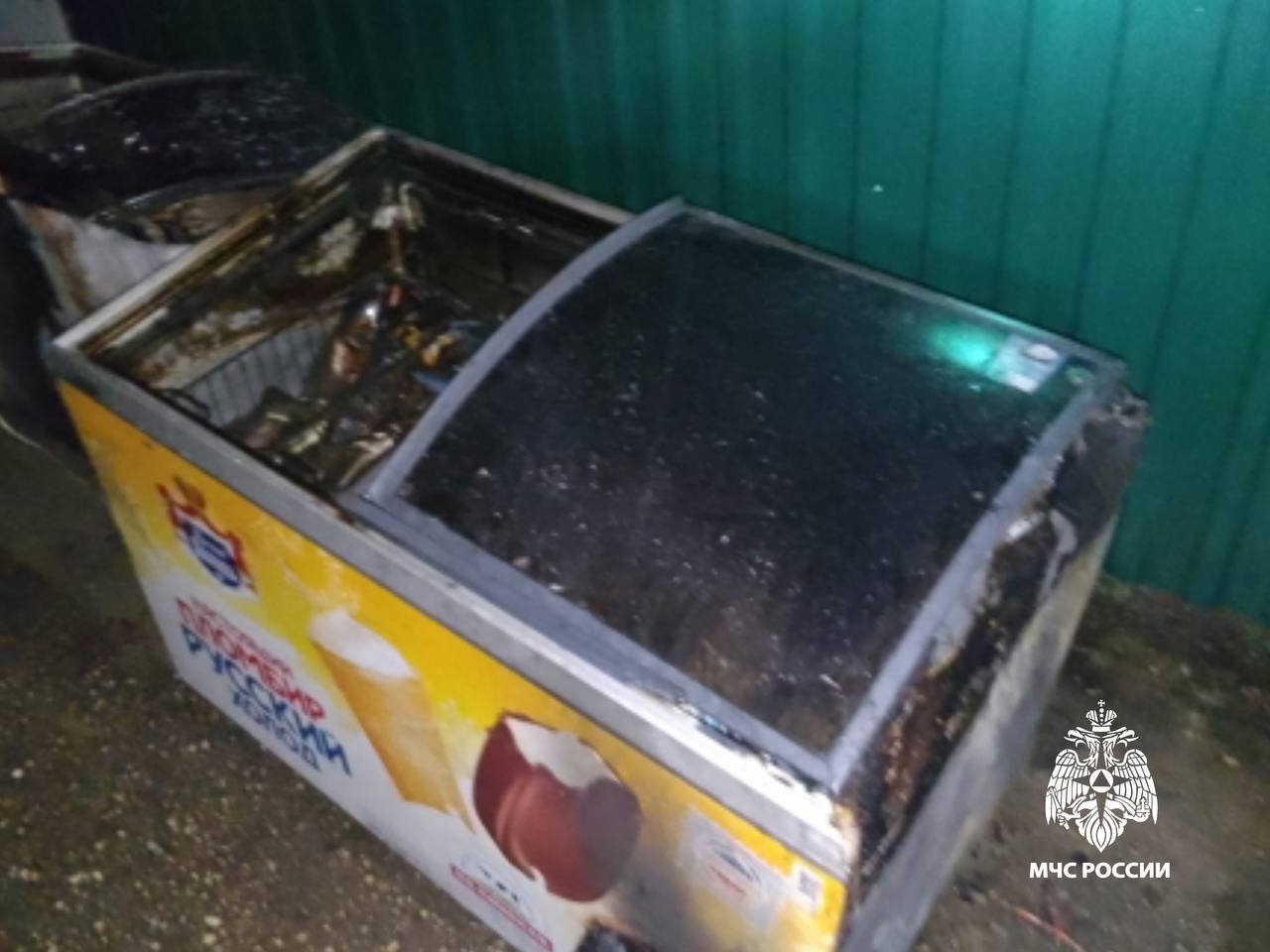 В Тверской области сгорел продуктовый магазин В Тверской области сгорел продуктовый магазин