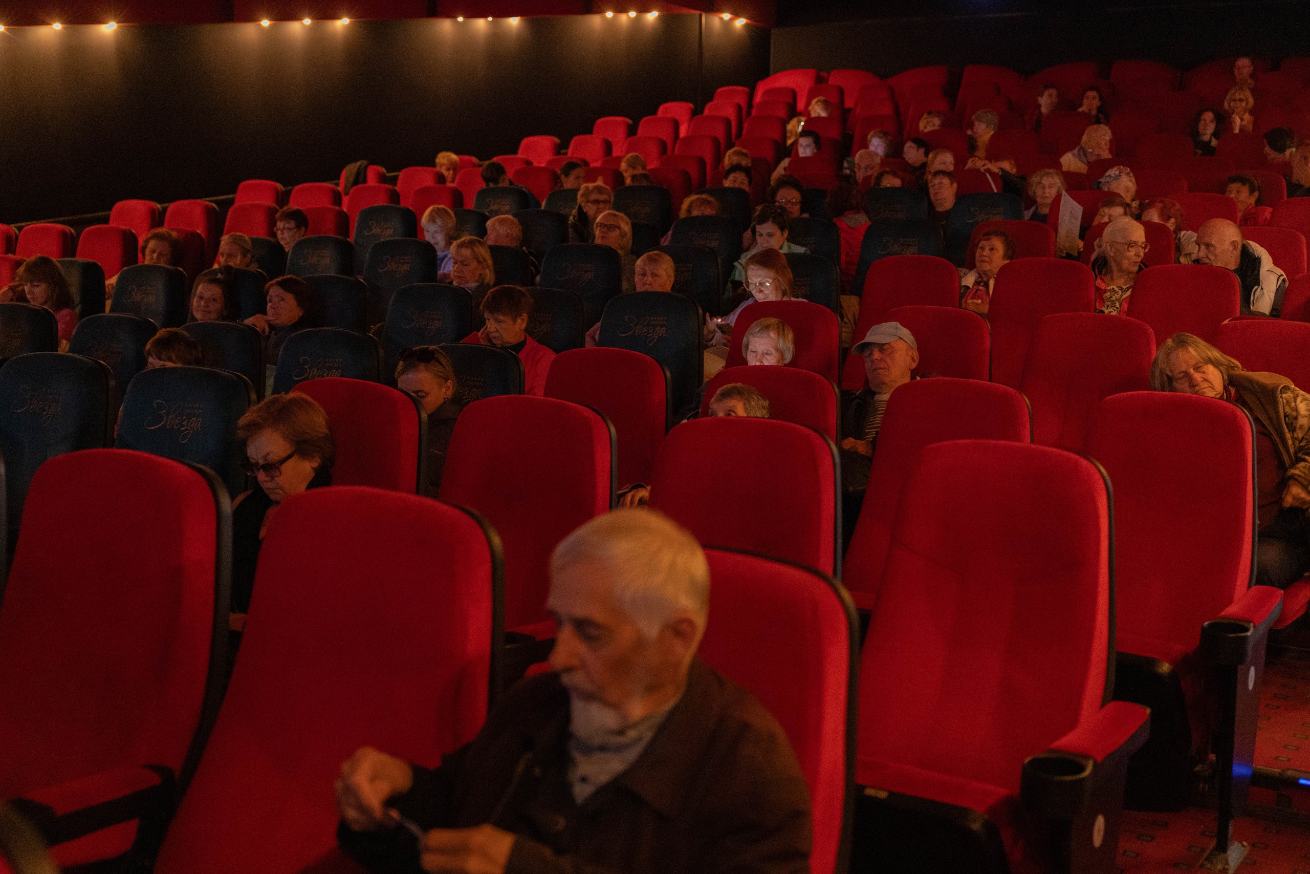 «Она танцует» на Всероссийском кинофестивале: драматичное переплетение личной и профессиональной сфер жизни