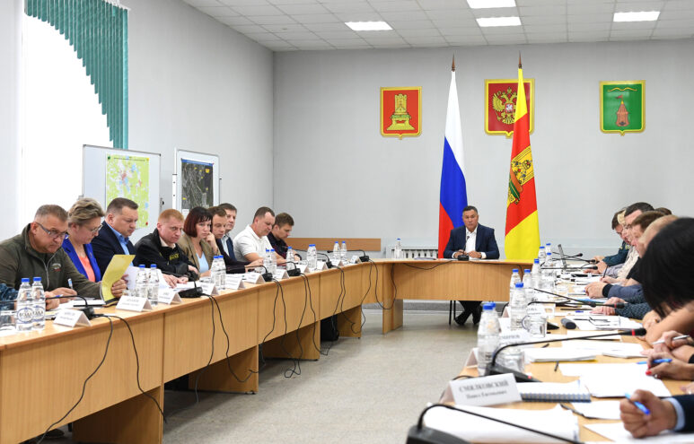 В Торопце продолжается запуск отопления, завершение обследования жилого фонда и обеспечение работы социальных учреждений В Торопце продолжается запуск отопления, завершение обследования жилого фонда и обеспечение работы социальных учреждений