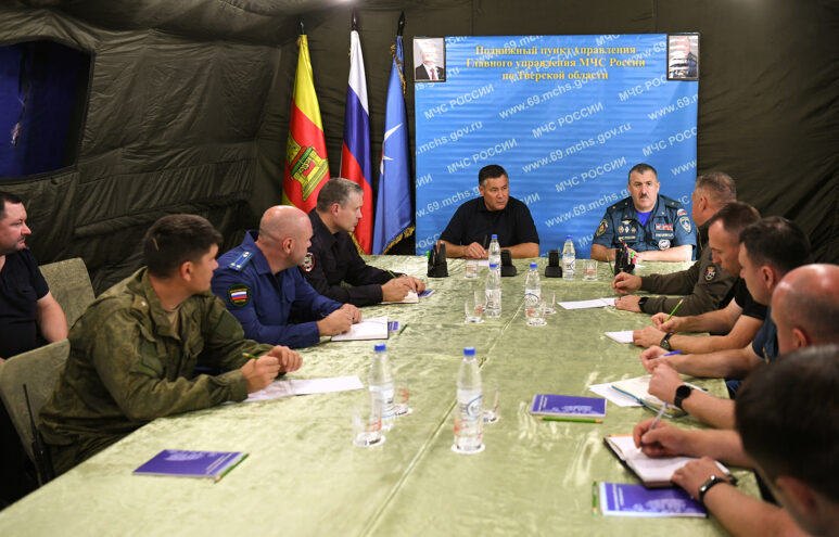 Игорь Руденя: эвакуированные жители Торопца могут вернуться в город Игорь Руденя: эвакуированные жители Торопца могут вернуться в город