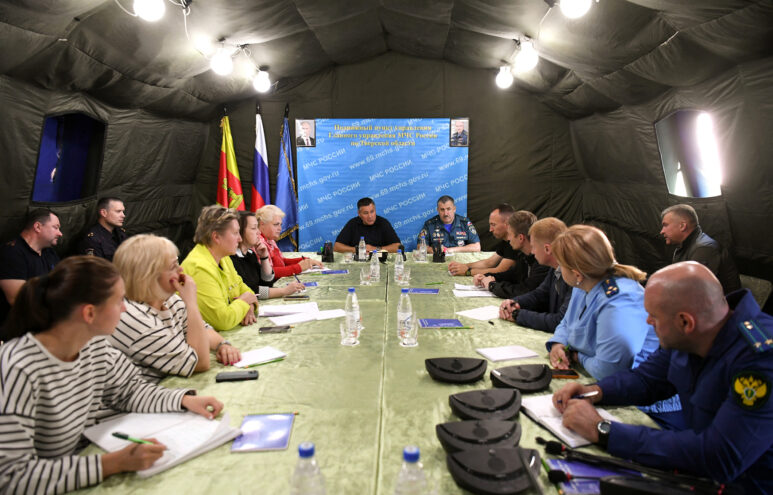 Организована «горячая линия» для населения по вопросам ремонта зданий и жилых помещений в городе Торопце