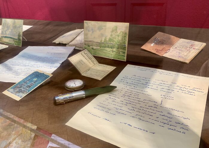 В Твери открылась выставка иллюстраций Александра Самохвала к роману "Евгений Онегин" В Твери открылась выставка иллюстраций Александра Самохвала к роману "Евгений Онегин"